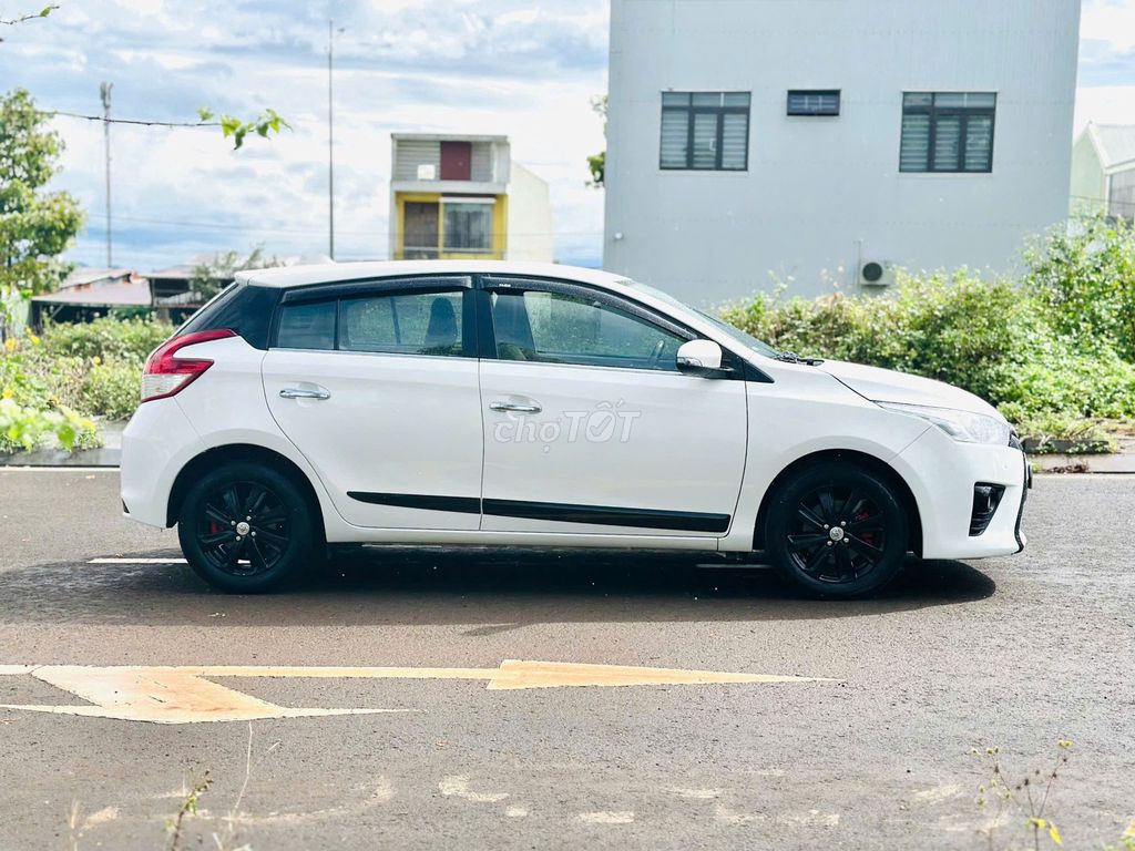 Toyota Yaris 2015 G màu Trắng. Mua bán Ô tô tại Thành phố Pleiku Gia Lai được đăng bởi Kết Nguyễn hình 10