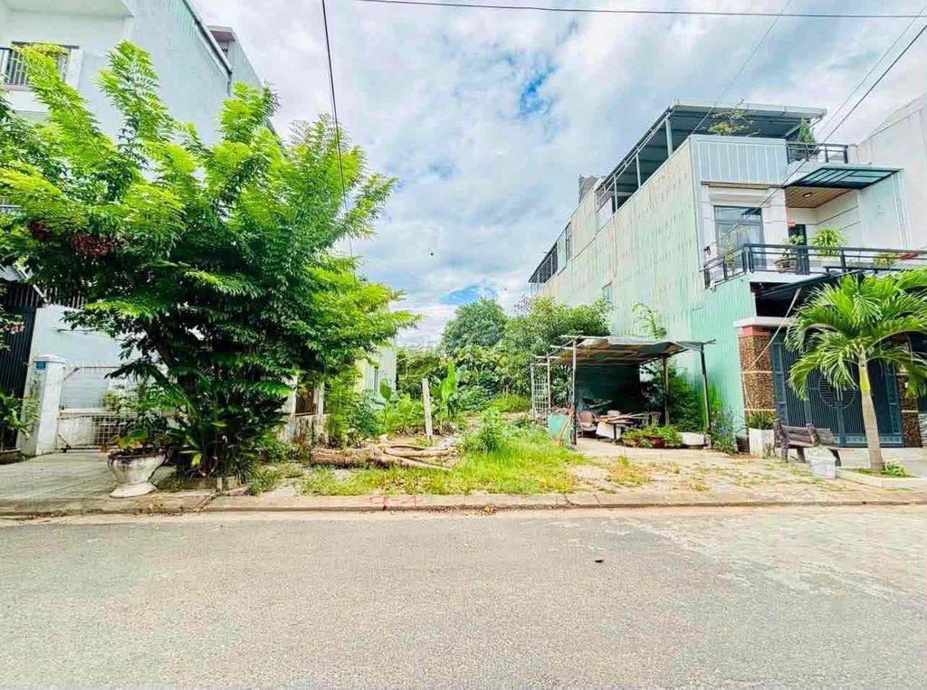chủ cần bán đất đường Cẩm Nam 6- Hoà Xuân
