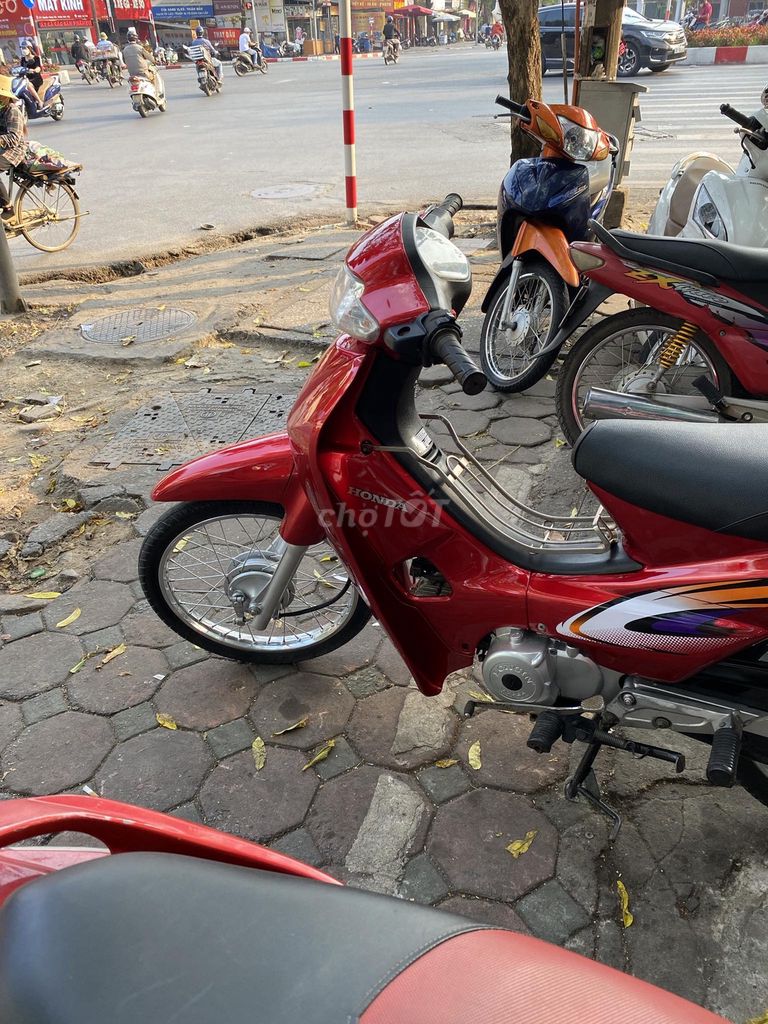 Bộ nhựa dàn áo Wave Alpha màu Đỏ Đun. Mua bán Phụ tùng xe tại Quận Cầu Giấy Hà Nội được đăng bởi Nguyễn Quang Huy hình 4