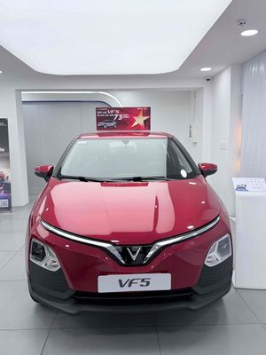 Xe ô tô điện VinFast VF5 Đỏ