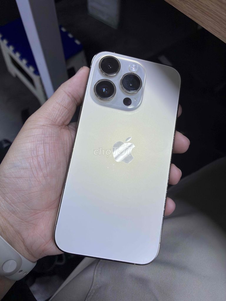 Apple iPhone 14 Pro 128GB Vàng. Mua bán Điện thoại tại Quận 7 Tp Hồ Chí Minh được đăng bởi Khôi Vĩ hình 1