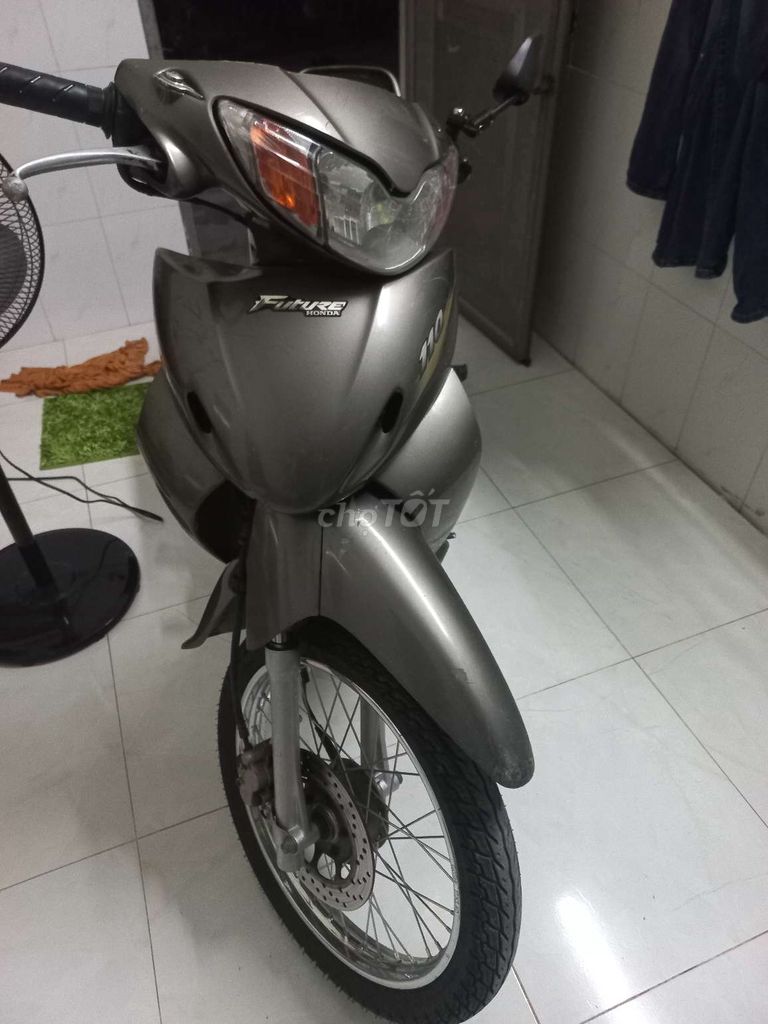 Мотоцикл Honda Future 110, серый