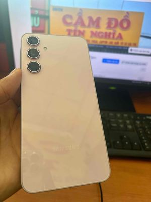 Cầm đồ thanh lý Galaxy A55 5G Vàng hồng 128GB. Mua bán Điện thoại tại Huyện Bình Chánh Tp Hồ Chí Minh được đăng bởi Nguyễn văn thành