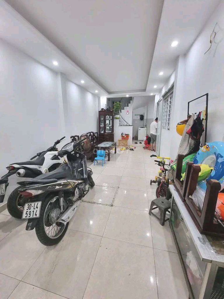 Chính chủ cho thuê MBKD mới tinh tại Hoa Bằng 45m2, riêng biệt