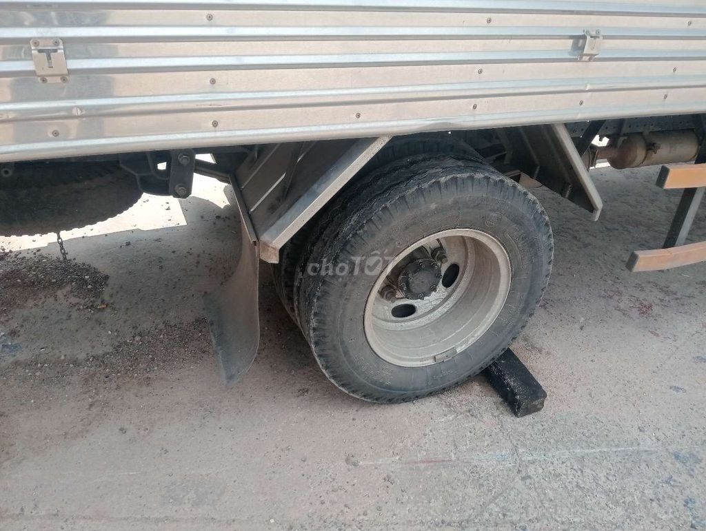 Xe tải lướt . Rin 95% . Tải 3t5. Thùng dài 4m3. Mua bán Xe tải, xe ben tại Thành phố Thuận An Bình Dương được đăng bởi Devic Map  hình 10