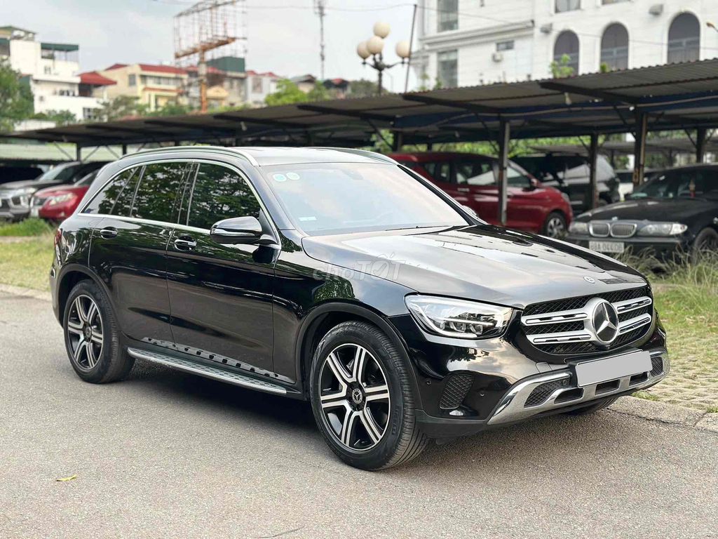 Mercedes Benz GLC 200 Sx 2020 4Matic Đen 56000km. Mua bán Ô tô tại Quận Cầu Giấy Hà Nội được đăng bởi Vũ Kiên hình 2
