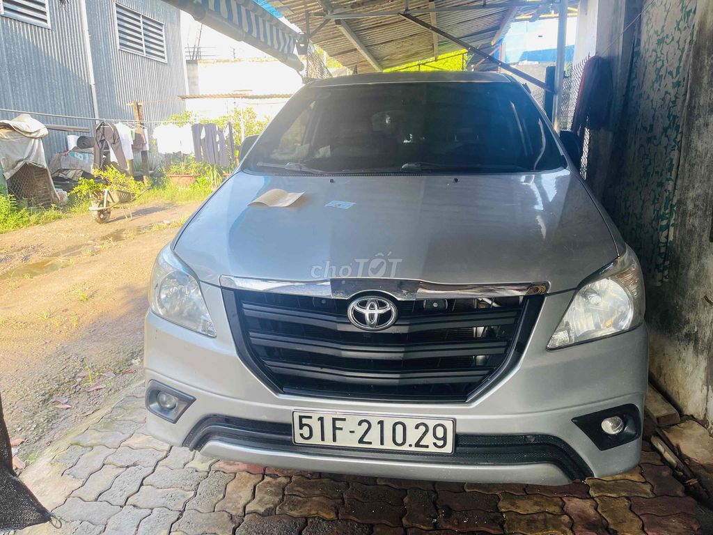 Toyota Innova 2015 2.0E - 250000 km. Mua bán Ô tô tại Thành phố Thủ Dầu Một Bình Dương được đăng bởi Nhan Nguyen hình 1