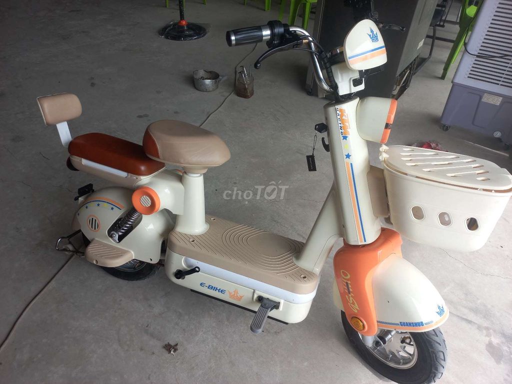 Xe đạp điện Guanshuo màu Kem, Cam. Mua bán Xe điện tại Thành phố Long Xuyên An Giang được đăng bởi XE ĐIỆN LONG XUYÊN hình 2