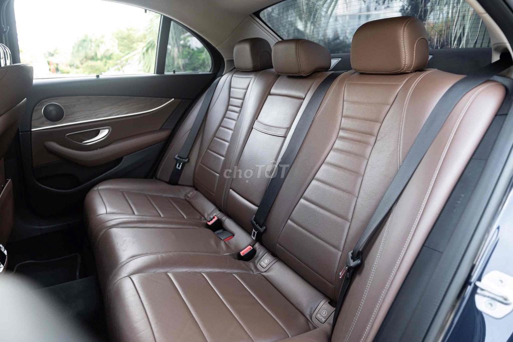 LONG ANH AUTO về Mercedes E200 model 2017. Mua bán Ô tô tại Quận 7 Tp Hồ Chí Minh được đăng bởi LongAnh AuTo  hình 11