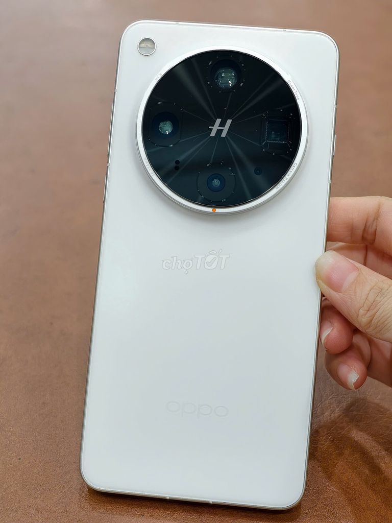 Oppo Find X8 Ultra 16-512gb màu Trắng đẹp 98,5%. Mua bán Điện thoại tại Quận Đống Đa Hà Nội được đăng bởi Hn Store hình 1