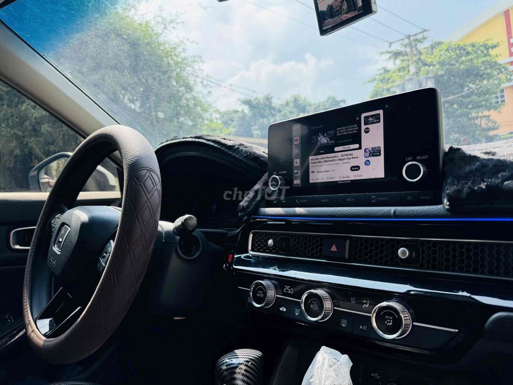 cần bán civic 1.5 2022 bản G màu trắng. Mua bán Ô tô tại Quận 11 Tp Hồ Chí Minh được đăng bởi computer phuong anh hình 2