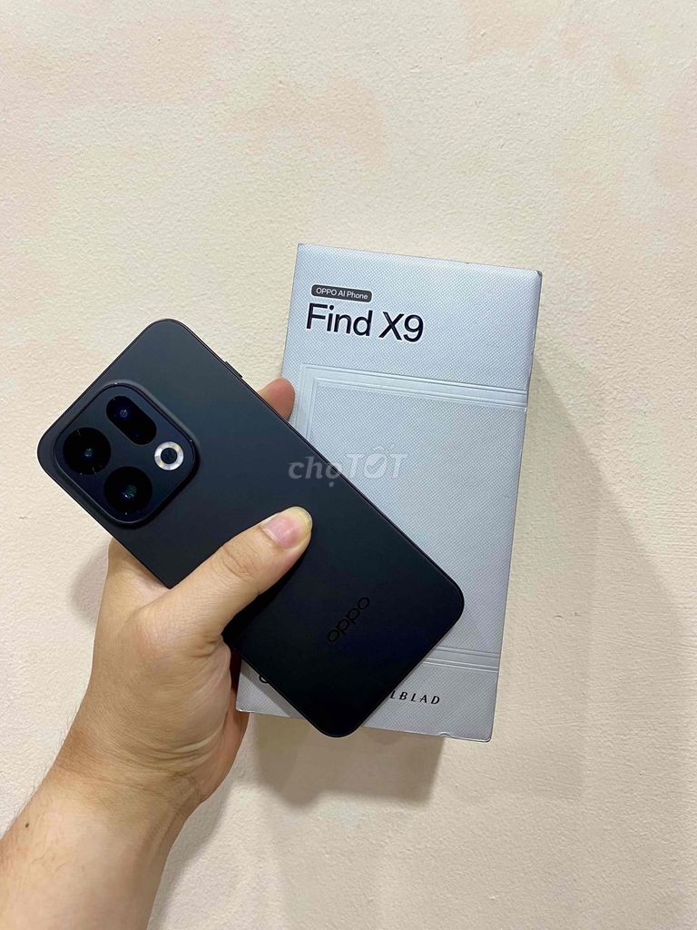 OPPO Find X9 VN fullbox zin keng Bh12/2027 20tháng. Mua bán Điện thoại tại Quận 3 Tp Hồ Chí Minh được đăng bởi Tiến Đat  hình 1
