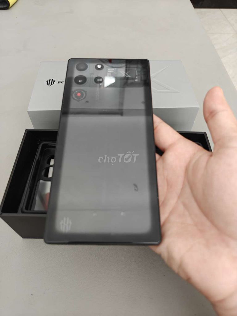 Red Magic 10 Pro 256GB Đen có GL. Mua bán Điện thoại tại Thành phố Thủ Đức Tp Hồ Chí Minh được đăng bởi AVG Mobile hình 1