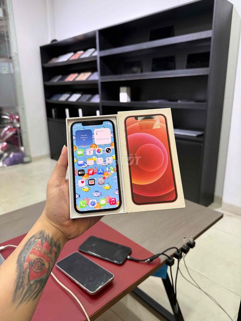 Apple iPhone 12 128GB Zin All Nguyên Bản. Mua bán Điện thoại tại Quận Đống Đa Hà Nội được đăng bởi KT Hà Nội Mobile hình 1