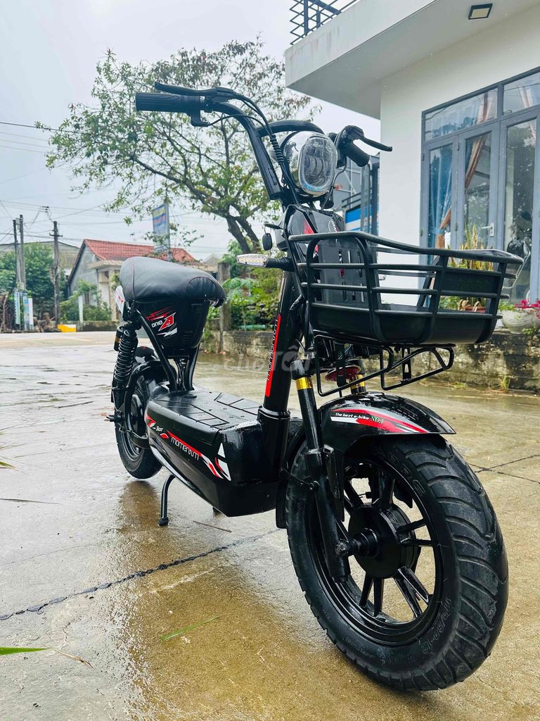 Xe đạp điện 133 Đen tem đỏ, Bình và Ic mới 100%.. Mua bán Xe điện tại Quận Liên Chiểu Đà Nẵng được đăng bởi Xe Điện Sang Hồng Phát hình 3