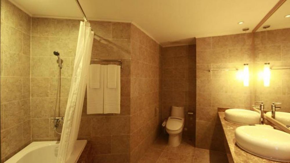 SAMPLE_HOUSE
