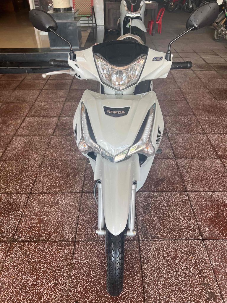 future 2023 trang di 7000km moi 99% xe dep 70G1. Mua bán Xe máy tại Huyện Hòa Thành Tây Ninh được đăng bởi Nguyễn Đình Tứ hình 1