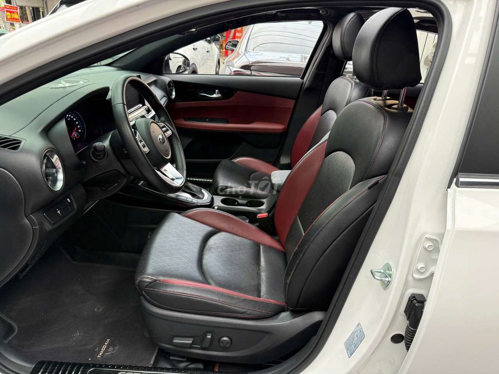 Kia cerato 2.0L - 24000 km. Mua bán Ô tô tại Thành phố Thủ Đức Tp Hồ Chí Minh được đăng bởi Ms Hiệp  hình 5