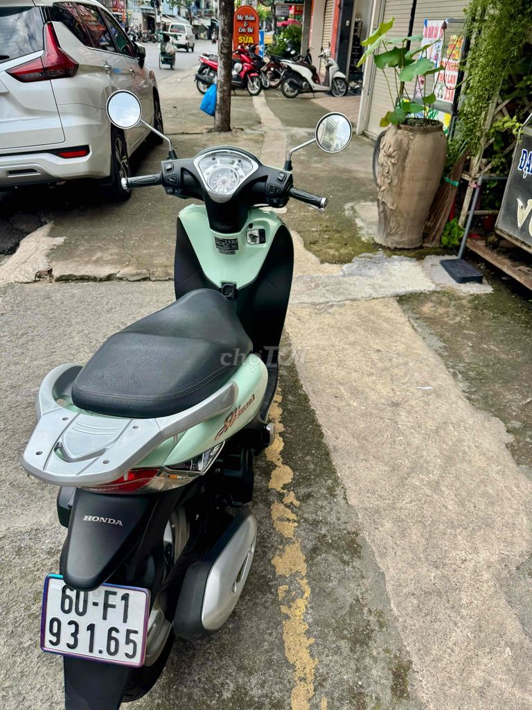 ❇️❇️ SH Mode xanh đen đký T12/2015 xe đẹp có góp. Mua bán Xe máy tại Thành phố Biên Hòa Đồng Nai được đăng bởi XE MÁY CŨ THÀNH MỸ  hình 5