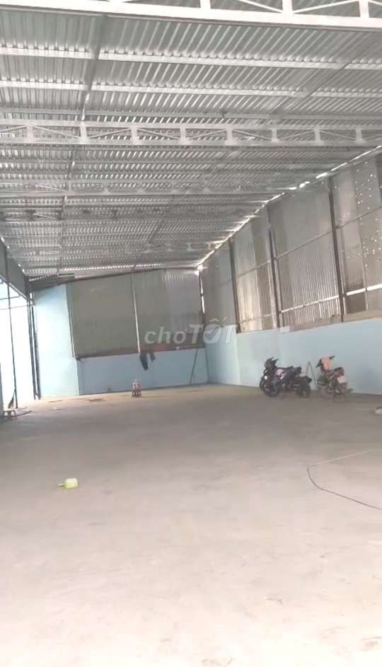 Xưởng Mới - 400m2 - Nở Hậu ,  - Q. Bình Tân