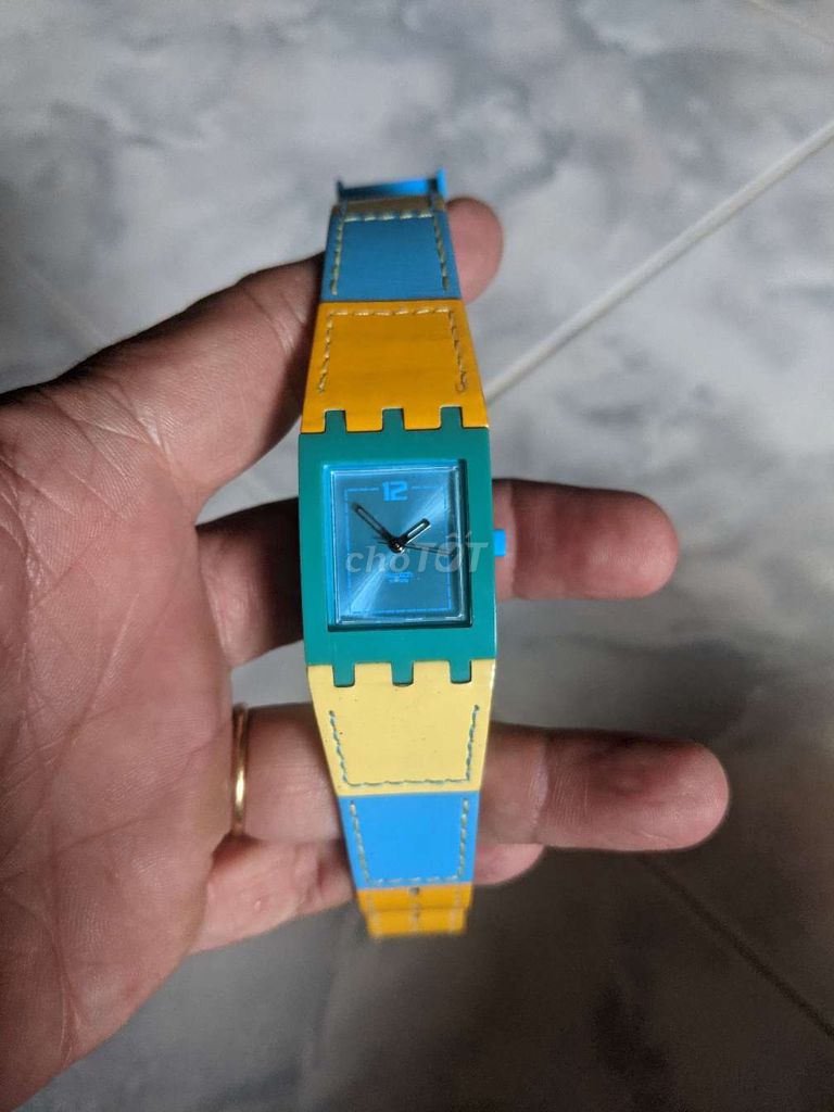 Swatch pin Thụy sĩ còn hộp