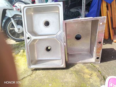 bồn nhỏ 190. bồn đôi 330k. Mua bán Thiết bị vệ sinh, nhà tắm tại Thành phố Biên Hòa Đồng Nai được đăng bởi Hoài Em