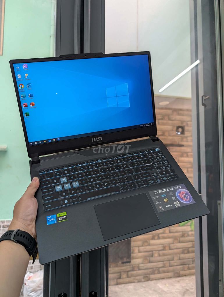 MSI Cyborg 15 i5-12450H/8/256/2050/FHD. Mua bán Laptop tại Quận 5 Tp Hồ Chí Minh được đăng bởi PHAN MINH MB hình 1
