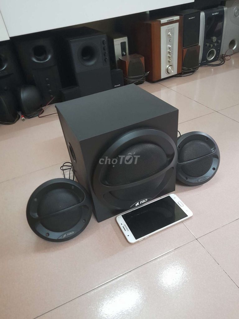 Loa vi tính fenda A111.. Mua bán Tivi, Âm thanh tại Quận Tân Phú Tp Hồ Chí Minh được đăng bởi Vũ Tân Phú 2 hình 1