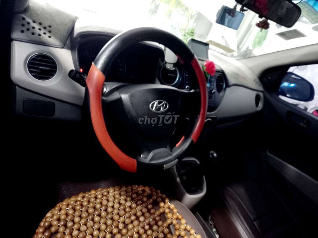 2020 Sedan 1.2 MT Base - 103000 km. Mua bán Ô tô tại Quận Bình Tân Tp Hồ Chí Minh được đăng bởi Bảo Châu hình 5