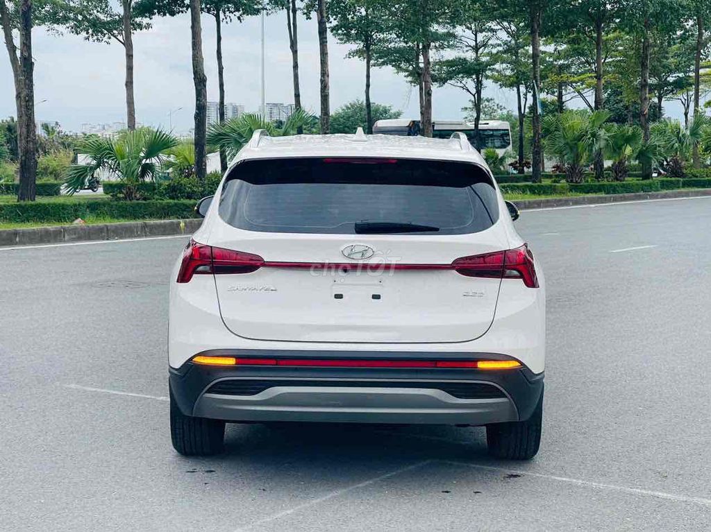Hyundai Santafe 2024 2.2 tiêu chuẩn 2,3 vạn km!. Mua bán Ô tô tại Quận Hoàng Mai Hà Nội được đăng bởi Dương Xuân Trường hình 5