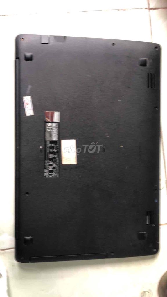 Asus Vivobook Đen Đã qua sử dụng bán sác. Mua bán Laptop tại Huyện Bình Chánh Tp Hồ Chí Minh được đăng bởi Thế Hào Trương hình 1