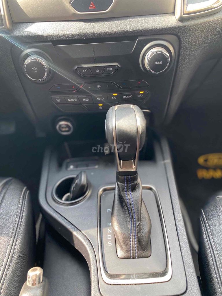 Ford Everest 2019 Trend 2.0L  AT 4x2 - 72000 km. Mua bán Ô tô tại Quận Bình Tân Tp Hồ Chí Minh được đăng bởi XE ĐẸP BÌNH TÂN hình 6