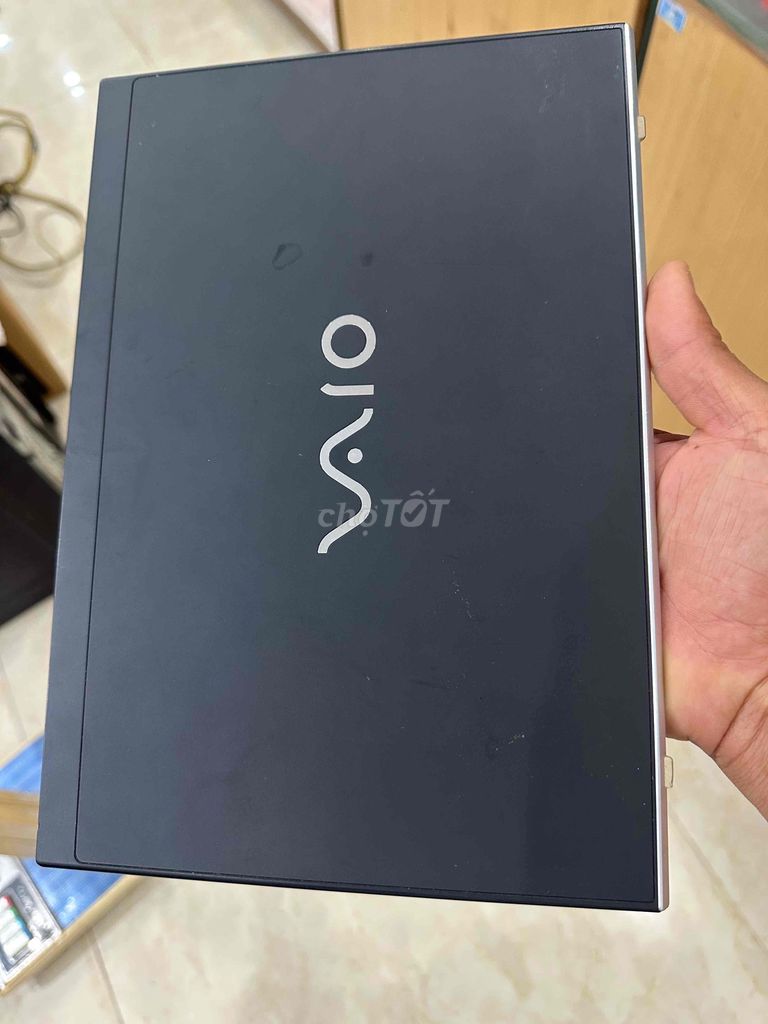 VAIO VJP111 i7 8GB/256GB Đen Like New. Mua bán Laptop tại Huyện Quỳnh Phụ Thái Bình được đăng bởi Chung Đức hình 1