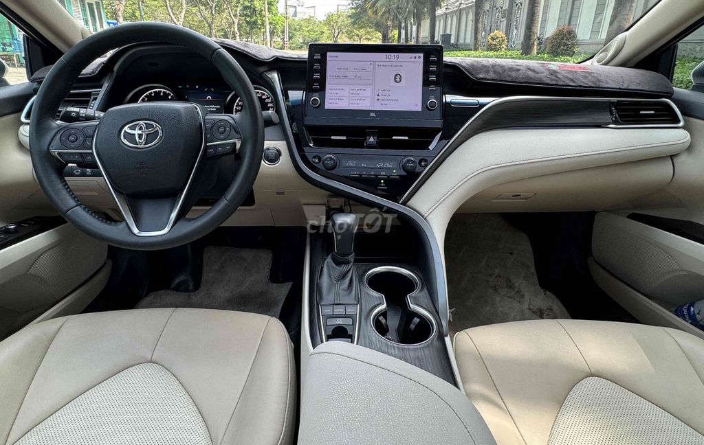 🚘Siêu phẩm Camry 2.0Q 2022 siêu đẹp cập bến🚘. Mua bán Ô tô tại Thành phố Dĩ An Bình Dương được đăng bởi Dương hình 15