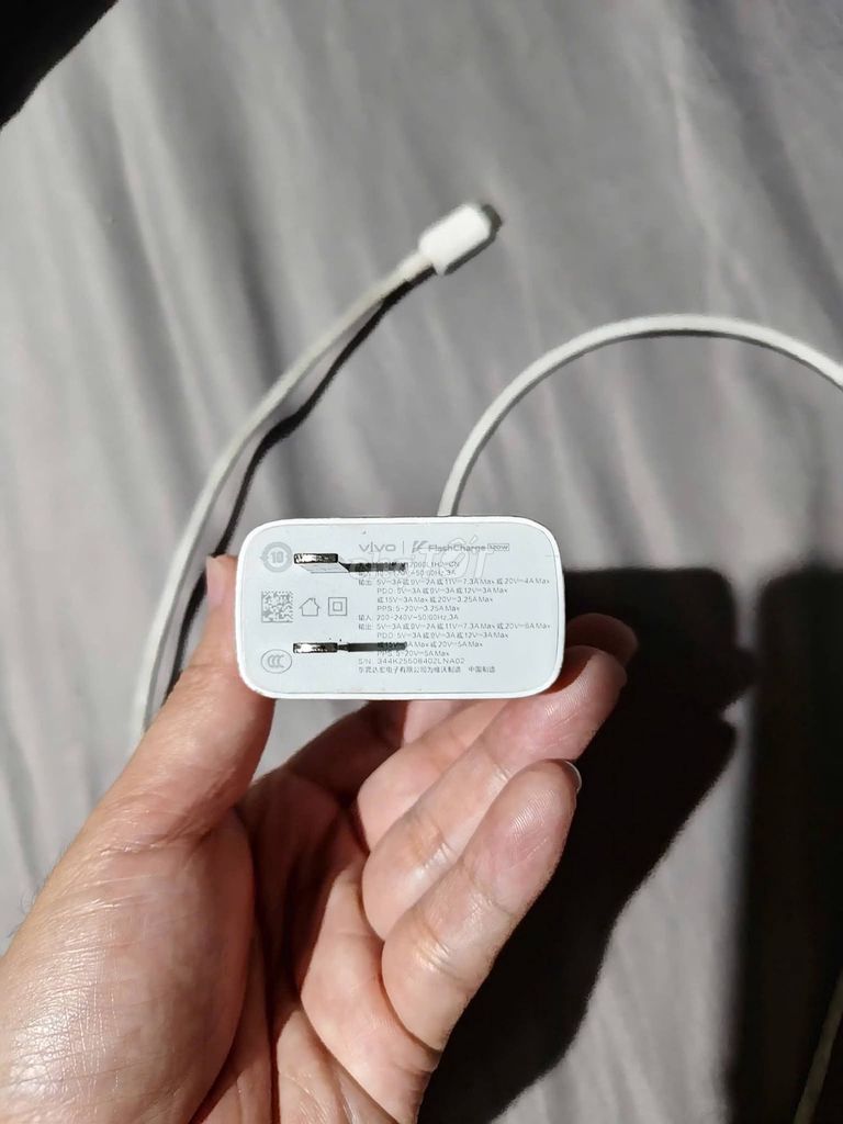 Sạc Vivo 120W Trắng Nhựa. Mua bán Phụ kiện (Màn hình, Chuột...) tại Quận 10 Tp Hồ Chí Minh được đăng bởi Hội Đồ Điện Tử hình 1