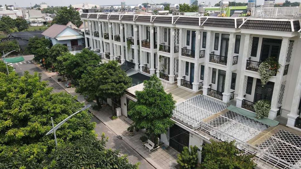 Nhà phố 2 lầu hoàn công phường Đông Hòa. Diện tích 92m