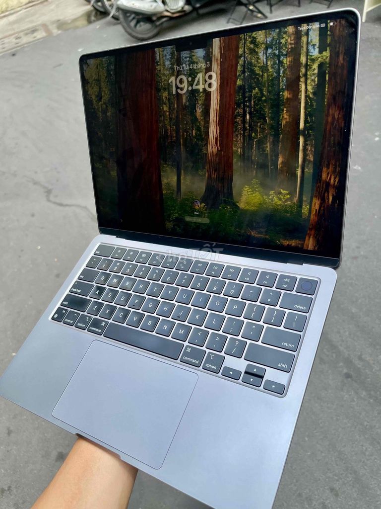 Apple MacBook Air M3 13 inch 8GB/256GB. Mua bán Laptop tại Quận 3 Tp Hồ Chí Minh được đăng bởi Macbook Giá Tốt  hình 1