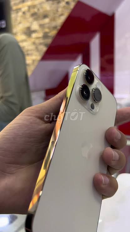 Apple iPhone 13 Pro Max Vàng 98%. Mua bán Điện thoại tại Huyện Hóc Môn Tp Hồ Chí Minh được đăng bởi Nguyễn Nghĩa hình 1