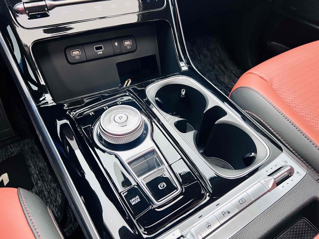 CARNIVAL 2.2D SIGNATURE 2024 ĐẸPPP. Mua bán Ô tô tại Quận Cầu Giấy Hà Nội được đăng bởi Nam HQ Auto hình 15