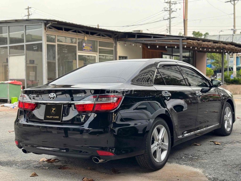 Toyota Camry 2.5Q Đen. Mua bán Ô tô tại Quận 8 Tp Hồ Chí Minh được đăng bởi Cửa hàng ô tô cũ TRUST CARS hình 6