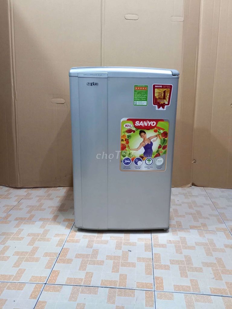 Tủ lạnh Sanyo D854J4 nhỏ gọn 1 cửa, lạnh nhanh.