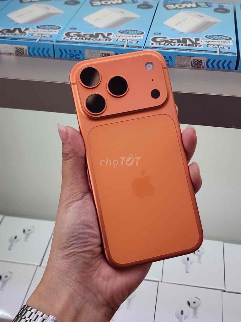 Apple iPhone 17 Pro 256GB Cam - PIN ZIN 98%. Mua bán Điện thoại tại Quận Ninh Kiều Cần Thơ được đăng bởi NHƠN MOBILE 107 XÔ VIẾT NGHỆ TĨNH hình 1
