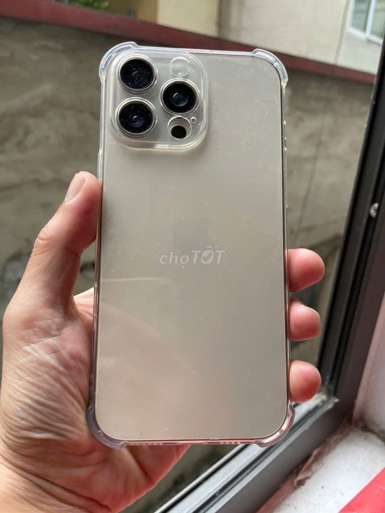 Apple iPhone 16 Pro Max 256GB Vàng. Mua bán Điện thoại tại Quận Hai Bà Trưng Hà Nội được đăng bởi Jonh999 hình 1