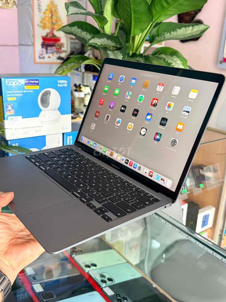 MacBook Air M1 2020 8GB/256GB 13.3 inch Xám. Mua bán Laptop tại Thành phố Mỹ Tho Tiền Giang được đăng bởi Sanh Phone hình 1