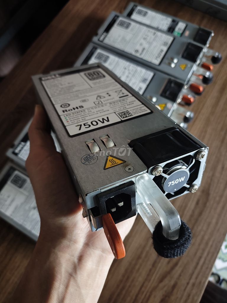 Nguồn server Dell PowerEdge 750W. Mua bán Linh kiện (RAM, Card...) tại Huyện Phú Xuyên Hà Nội được đăng bởi AnhDoan hình 1