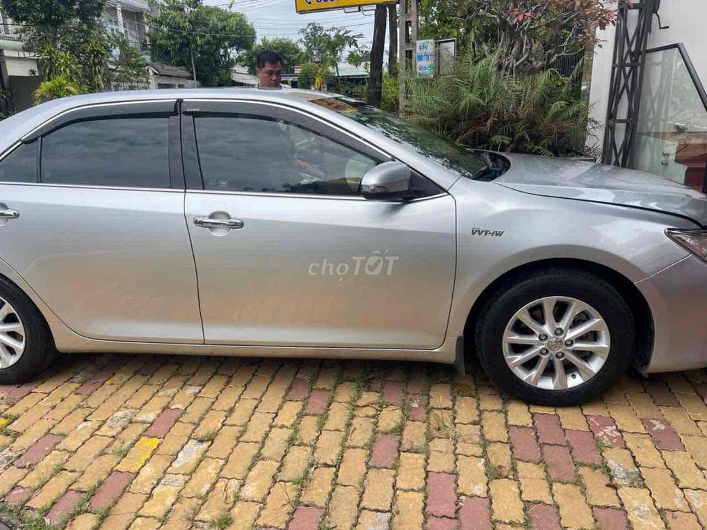 Toyota Camry 2015 2.0E - 100000 km. Mua bán Ô tô tại Thành phố Đồng Xoài Bình Phước được đăng bởi Ha hình 4