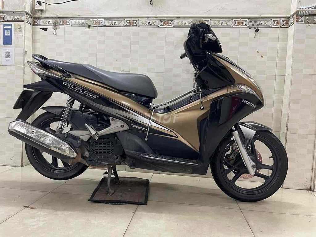 AB 2012 9 CHỦ TP CÓ HỖ TRỢ GÓP OĐ CÓ GL ĐỖI XE. Mua bán Xe máy tại Huyện Hóc Môn Tp Hồ Chí Minh được đăng bởi Khaianh  hình 2