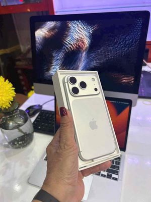 iPhone 17 Pro 256GB Trắng Vietnam