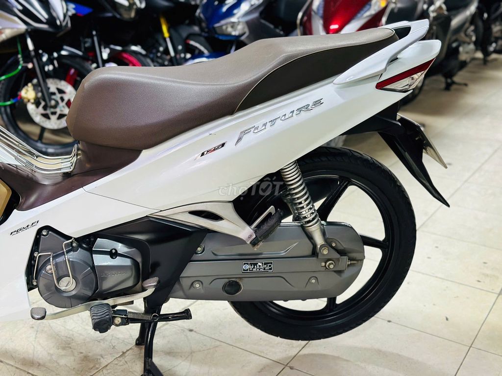 XE MÁY THỊNH PHÁT - FUTURE 125 TRẮNG VÀNH ĐÚC HN. Mua bán Xe máy tại Quận Bắc Từ Liêm Hà Nội được đăng bởi XE MÁY THỊNH PHÁT XE LƯỚT GIÁ RẺ hình 5