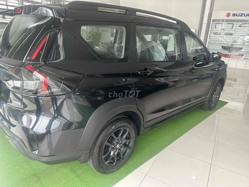 Suzuki XL7 Đen phiên bản đặc biệt ưu đãi khủng. Mua bán Ô tô tại Huyện Bình Chánh Tp Hồ Chí Minh được đăng bởi Sơn 2 hình 5
